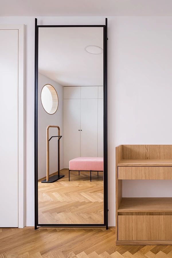 简约原木风四口之家丨No Architects-35