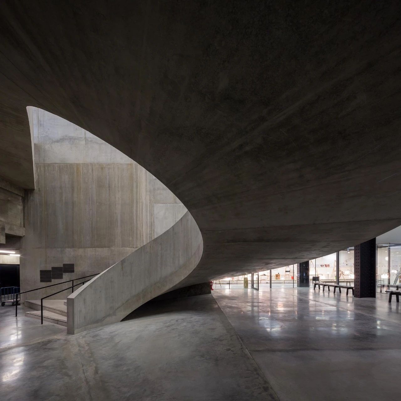 赫尔佐格与德梅隆 建筑是时代的镜子_20240329-38