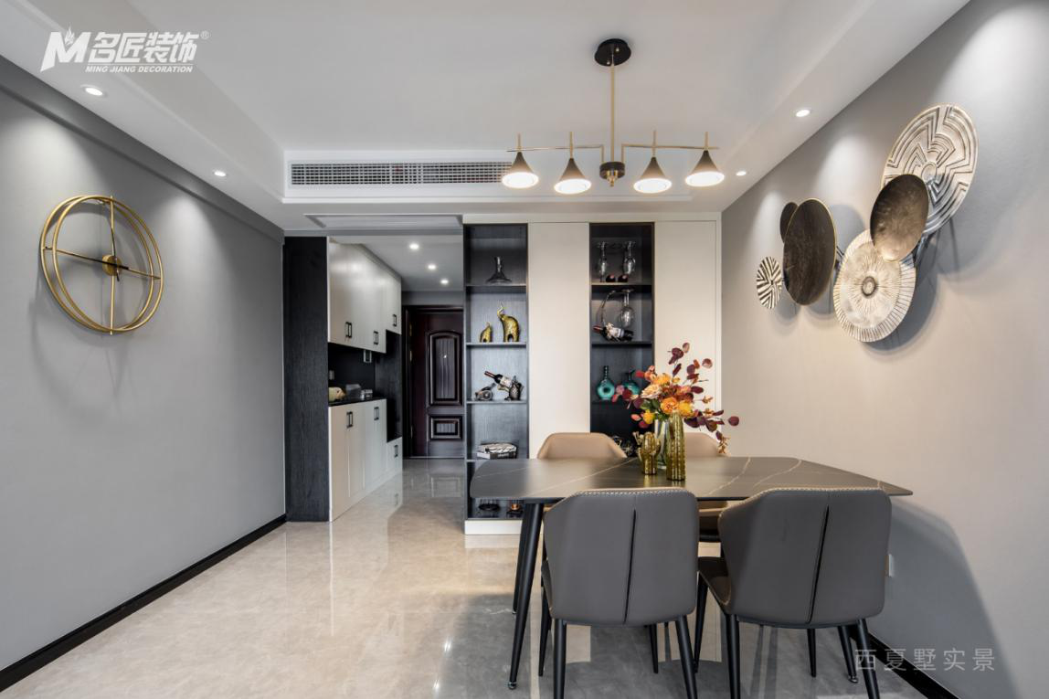 四口之家现代风装修案例-14