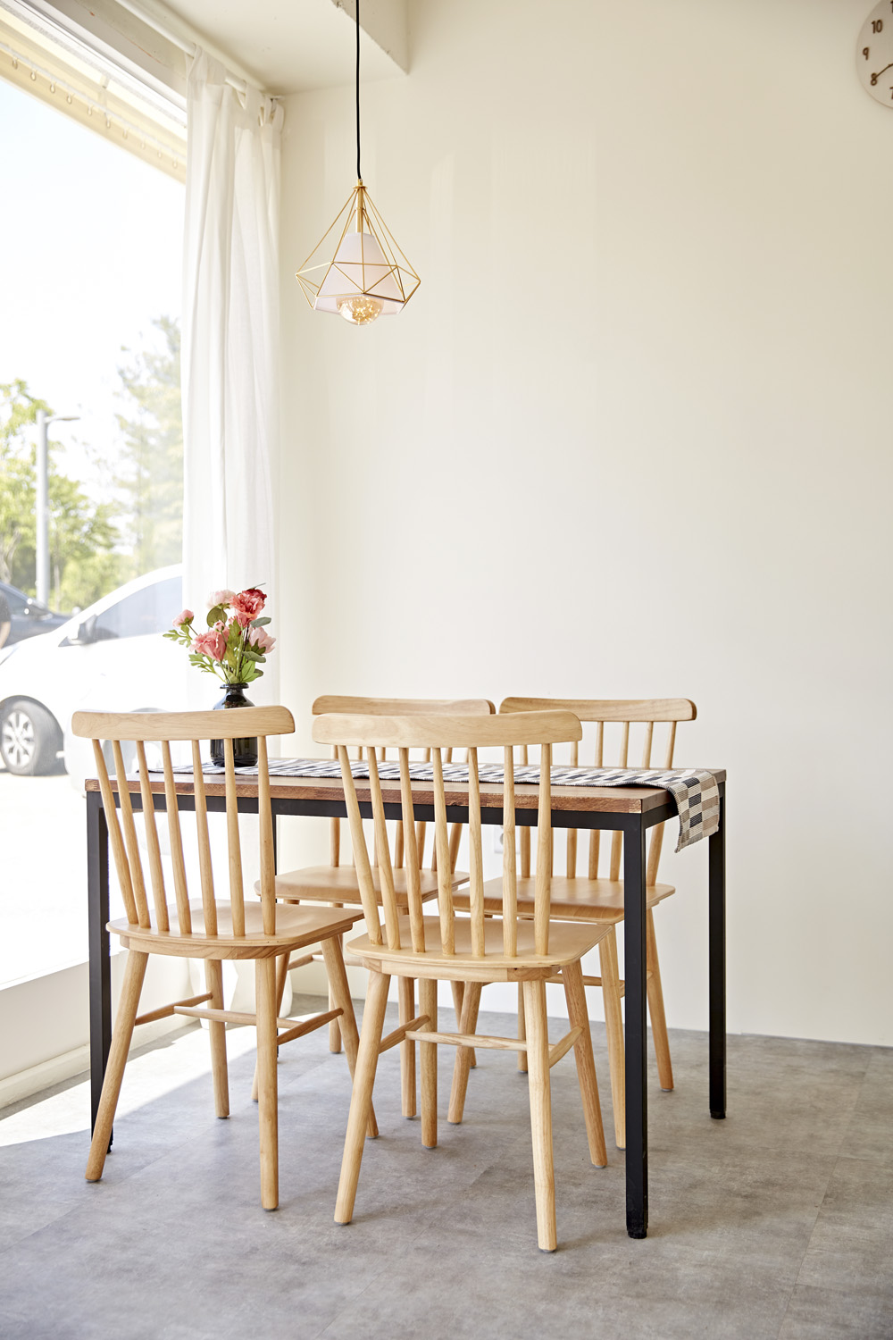 极简 17 坪韩式住宅设计，展现白色与木质调的优雅品味-13