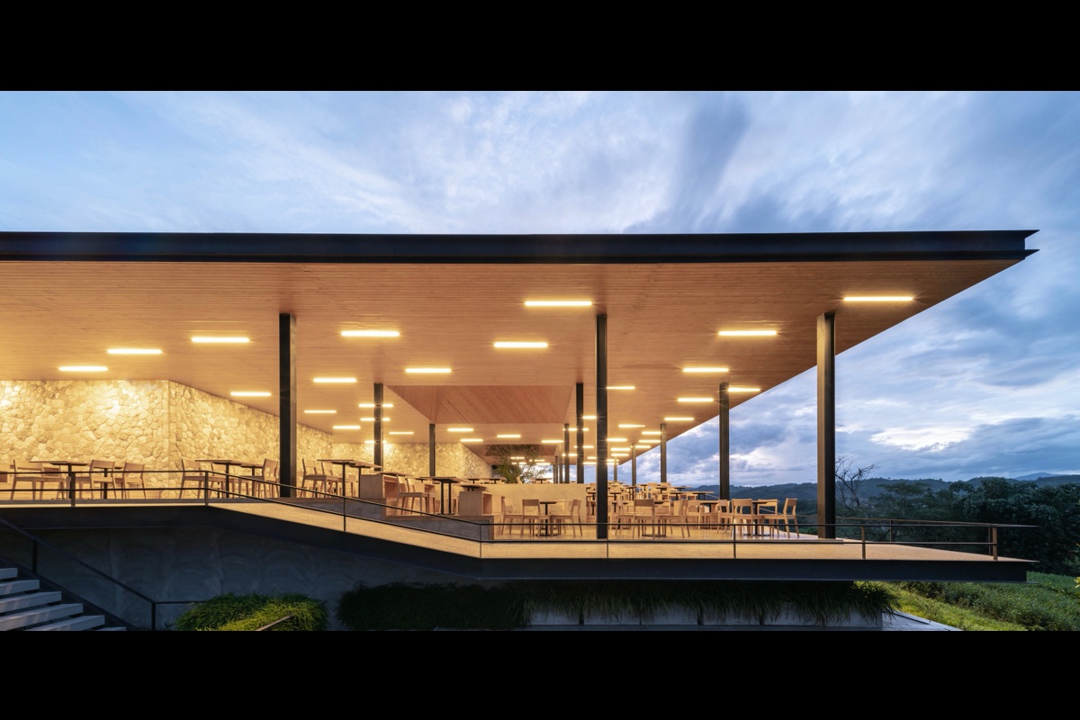 CHOUI FONG TEA CAFE 2-4