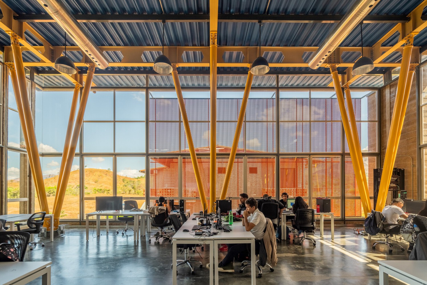 委内瑞拉 Alcaraván Technological 办公楼丨卡洛斯·安东尼奥·佩雷斯·埃尔南德斯-23