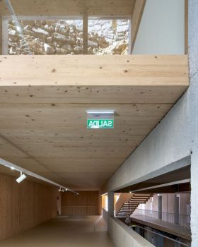 西班牙维戈大学总部丨Abalo Alonso Arquitectos