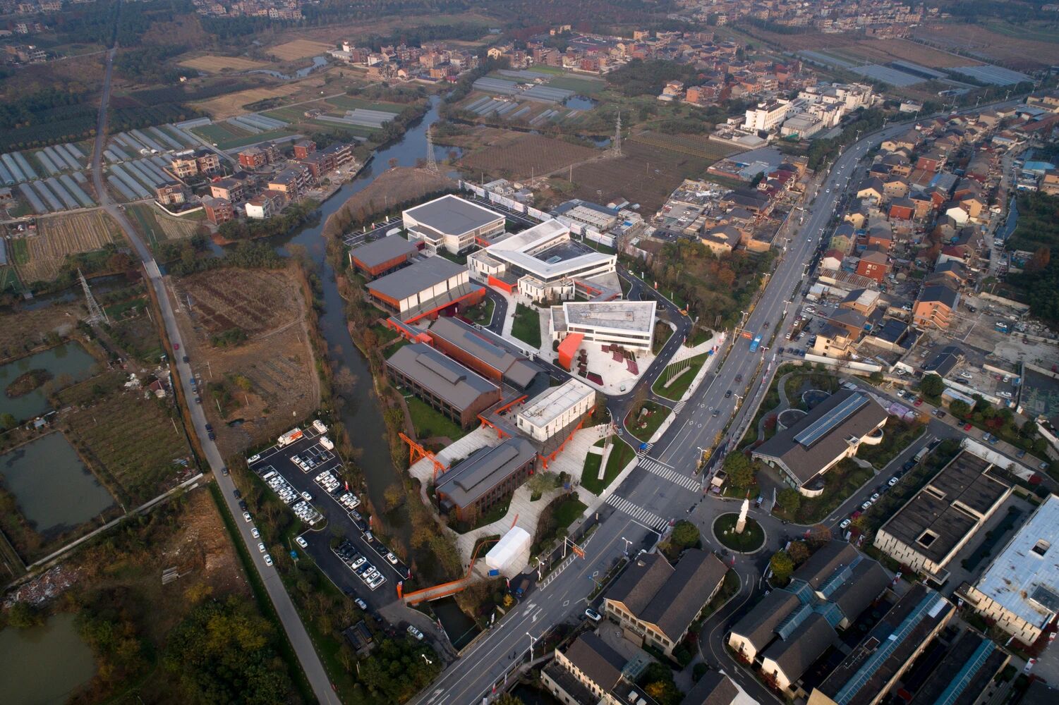 影视飓风办公室（Stormbase,Stormcrew）丨中国杭州丨尤木设计事务所-5