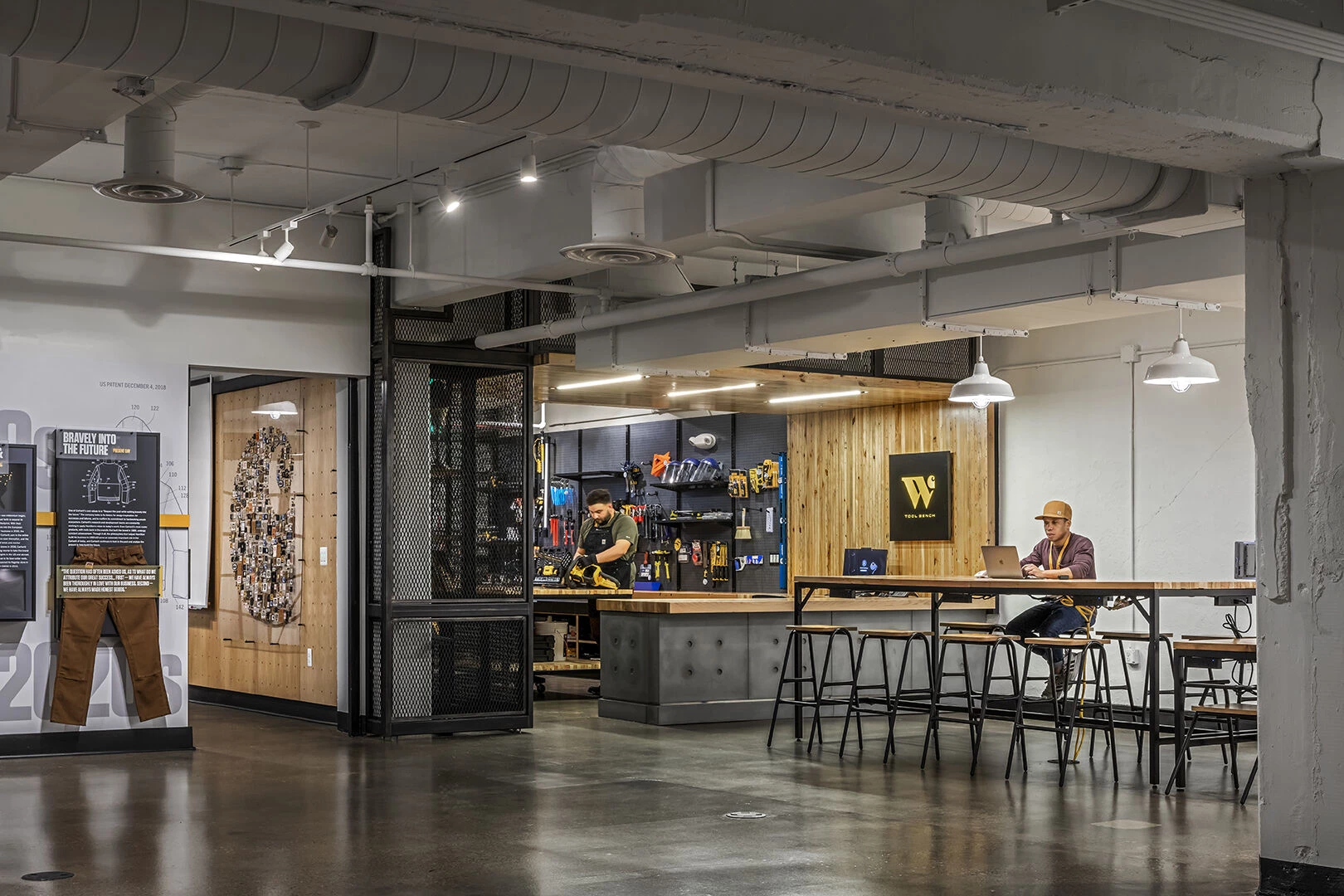 Carhartt Workshop · 硬核工业风办公室设计丨美国底特律丨McIntosh Poris Associates-20