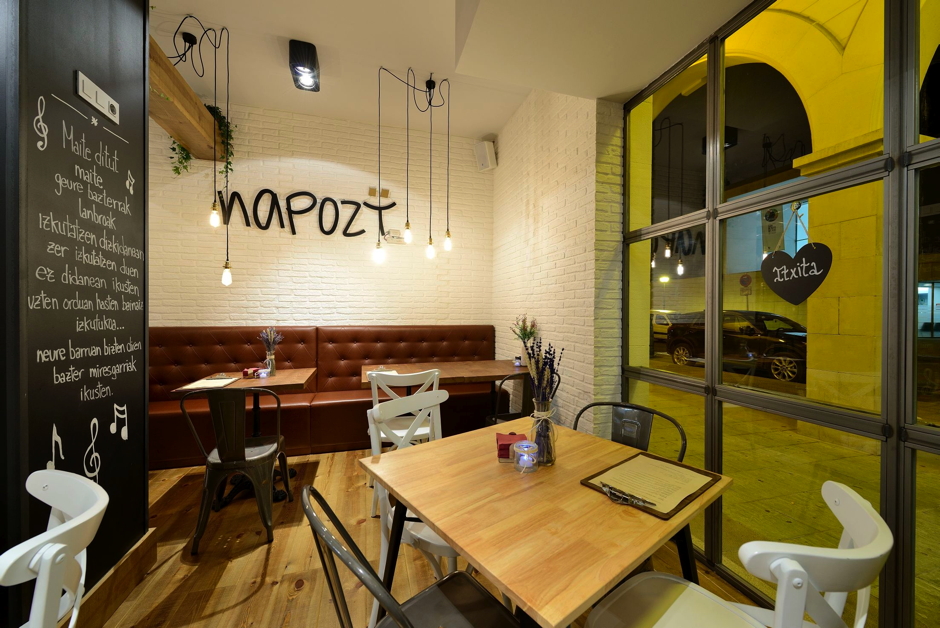 酒吧NAPOZT室内设计-1