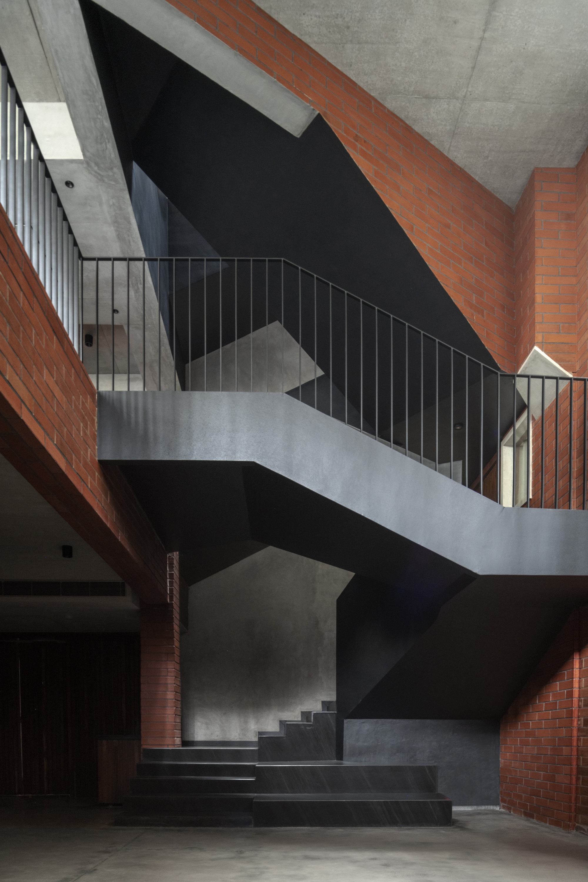 砖房丨印度丨The Purple Ink Studio-26