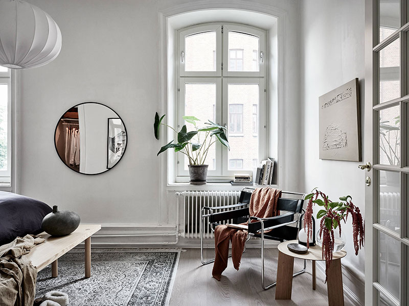 浪漫瑞典小公寓，高挑天花板与温馨阳台的完美结合-18
