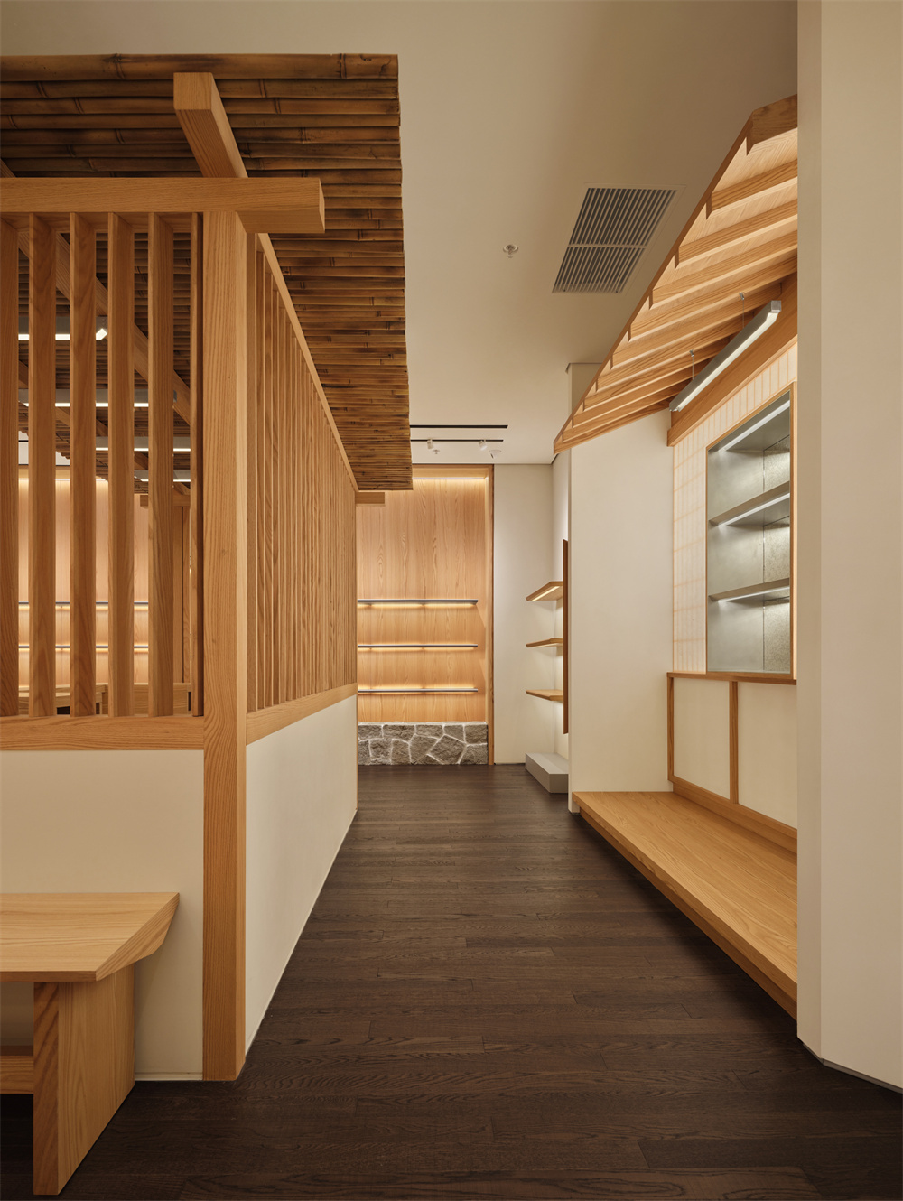 南风CHIO’2ND中国首店丨中国杭州丨STUDIO 4,301-28