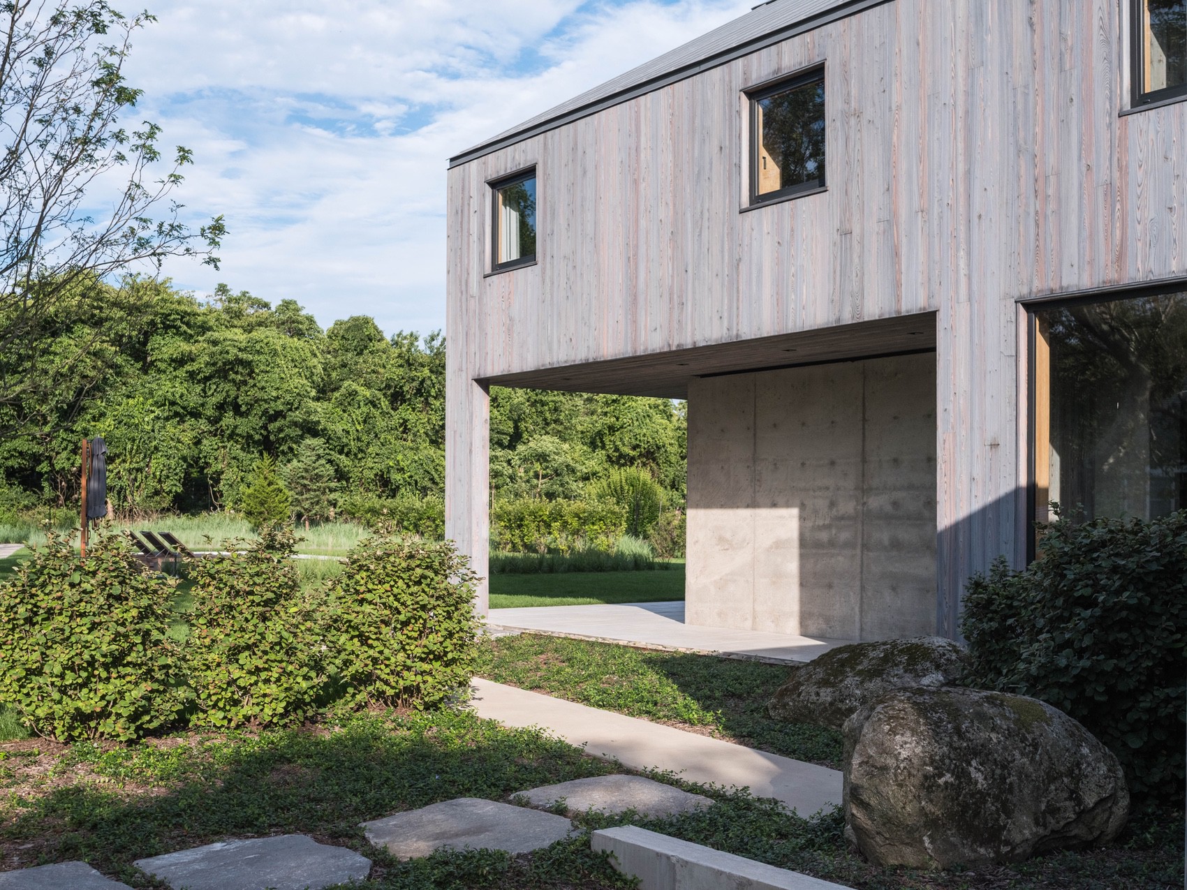 纽约“小巷”住宅 | 耐久材料打造免维护生活空间-19