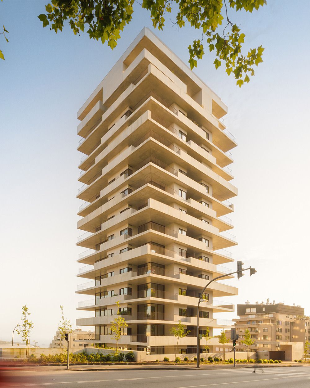 多层住宅建筑丨葡萄牙波尔图丨OODA-19