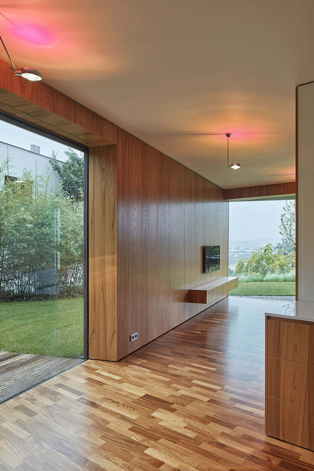 懒屋 · 环保现代住宅丨捷克兹林丨Petr Janda,brainwork-9