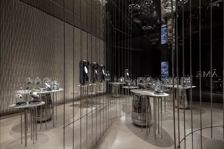 打破传统,感官体验的珠宝旗舰店设计-33