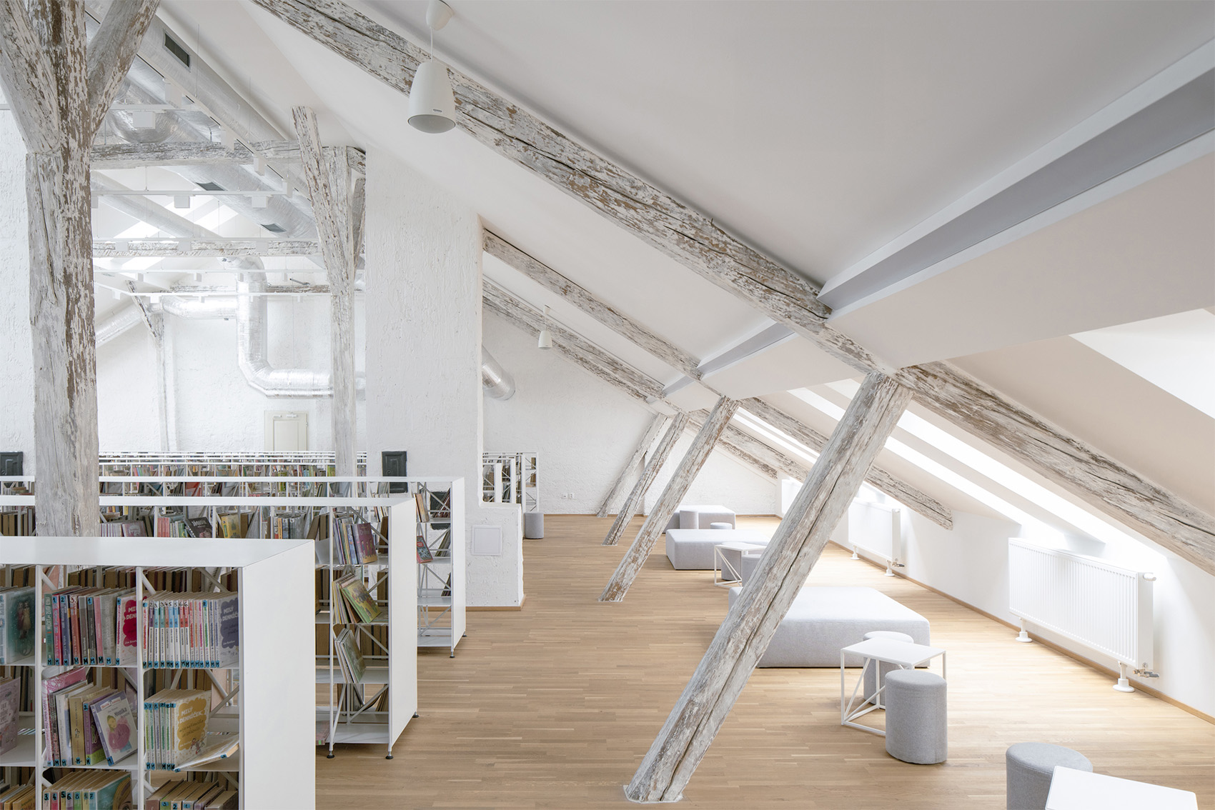 普雷绍夫P·O·Hviezdoslav区域图书馆室内改造丨斯洛伐克普雷绍夫丨DOXA + bistan architekti-49