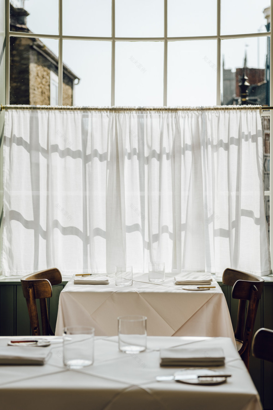 美食与空间抽象之美的完美结合-10