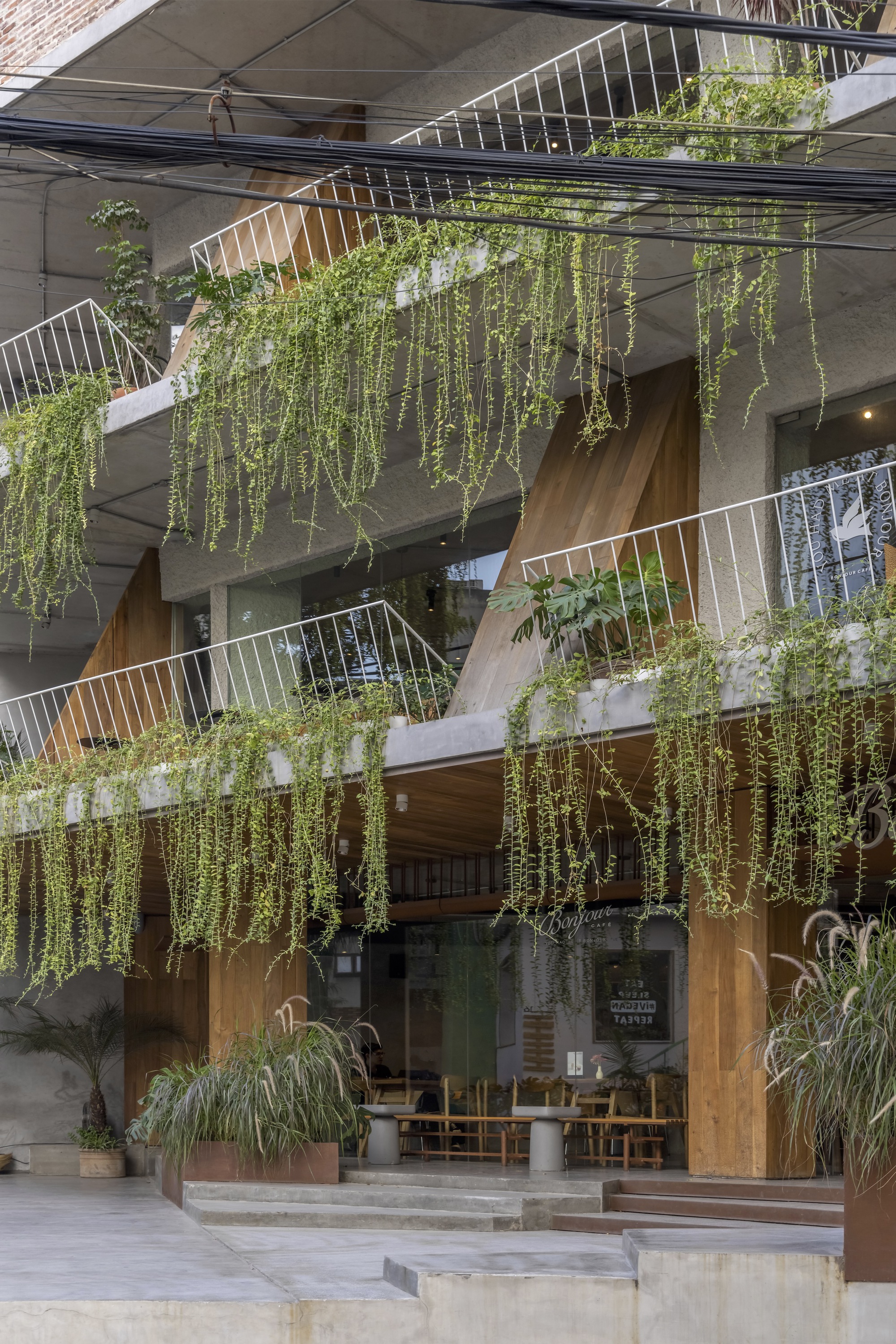 TNV 咖啡与综合大楼丨越南河内丨Comma Studio-31