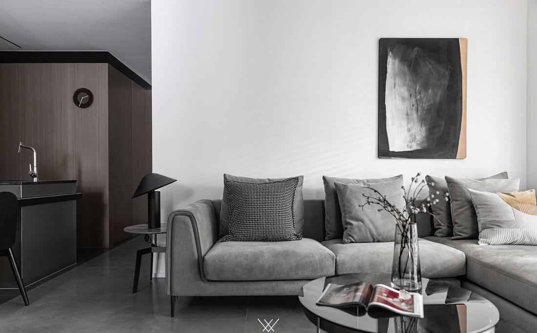 旧房翻新 | 环形落地窗主卧设计，功能与美学的完美融合-12