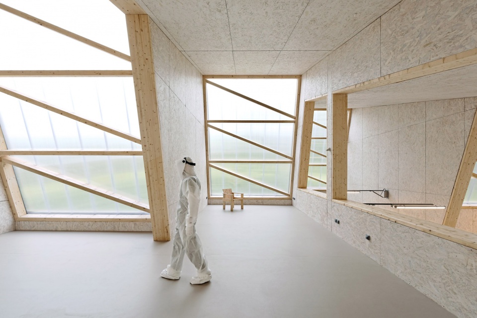 隐形建筑与身体对话 · 法国艺术家工作室设计丨Didier Fiúza Faustino-37