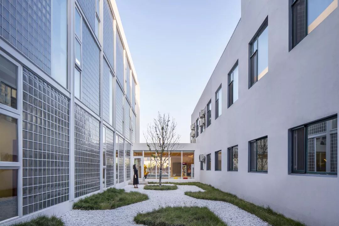 烟台春晖路青年公寓 | 工业遗址变身活力共享社区-46