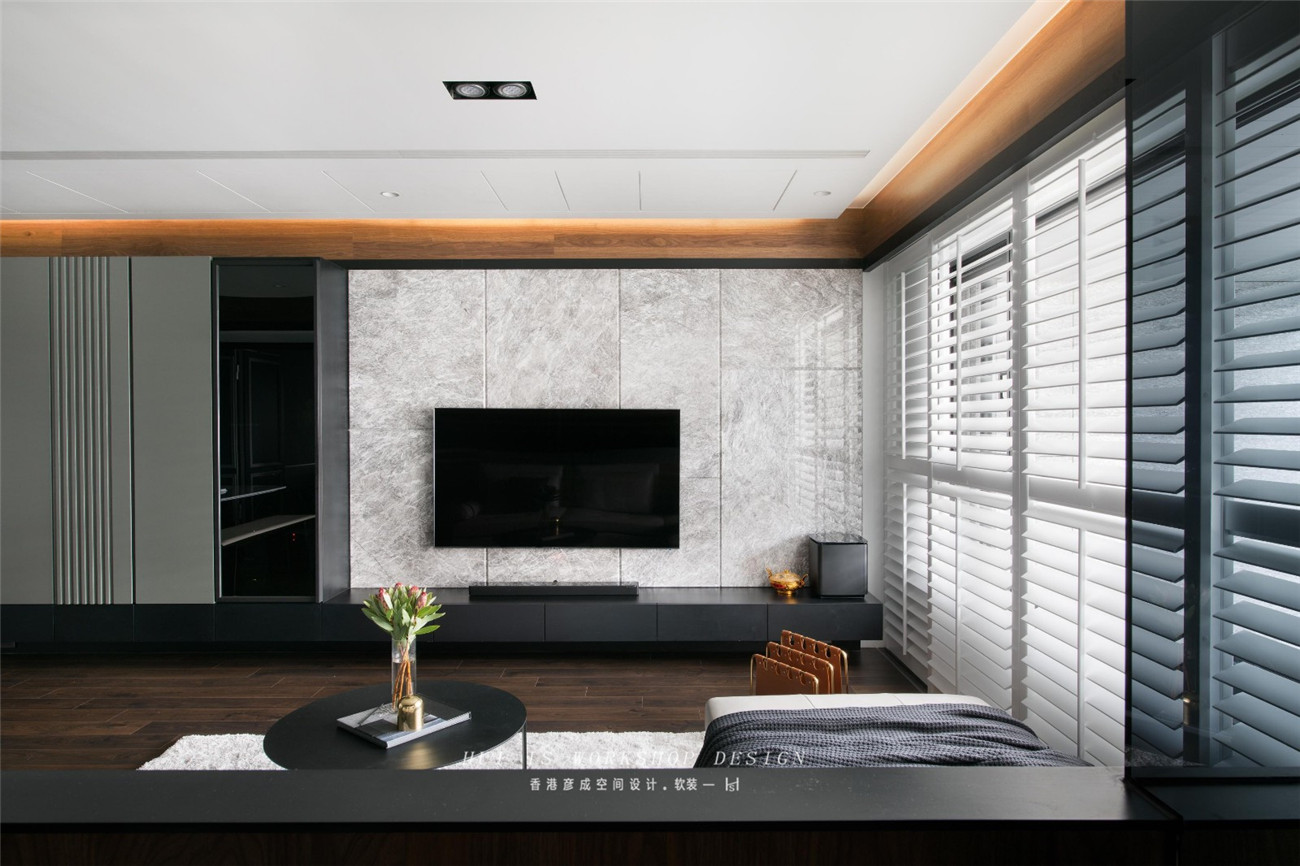 五口之家的三房改四房，明亮后现代风格书房成亮点-13