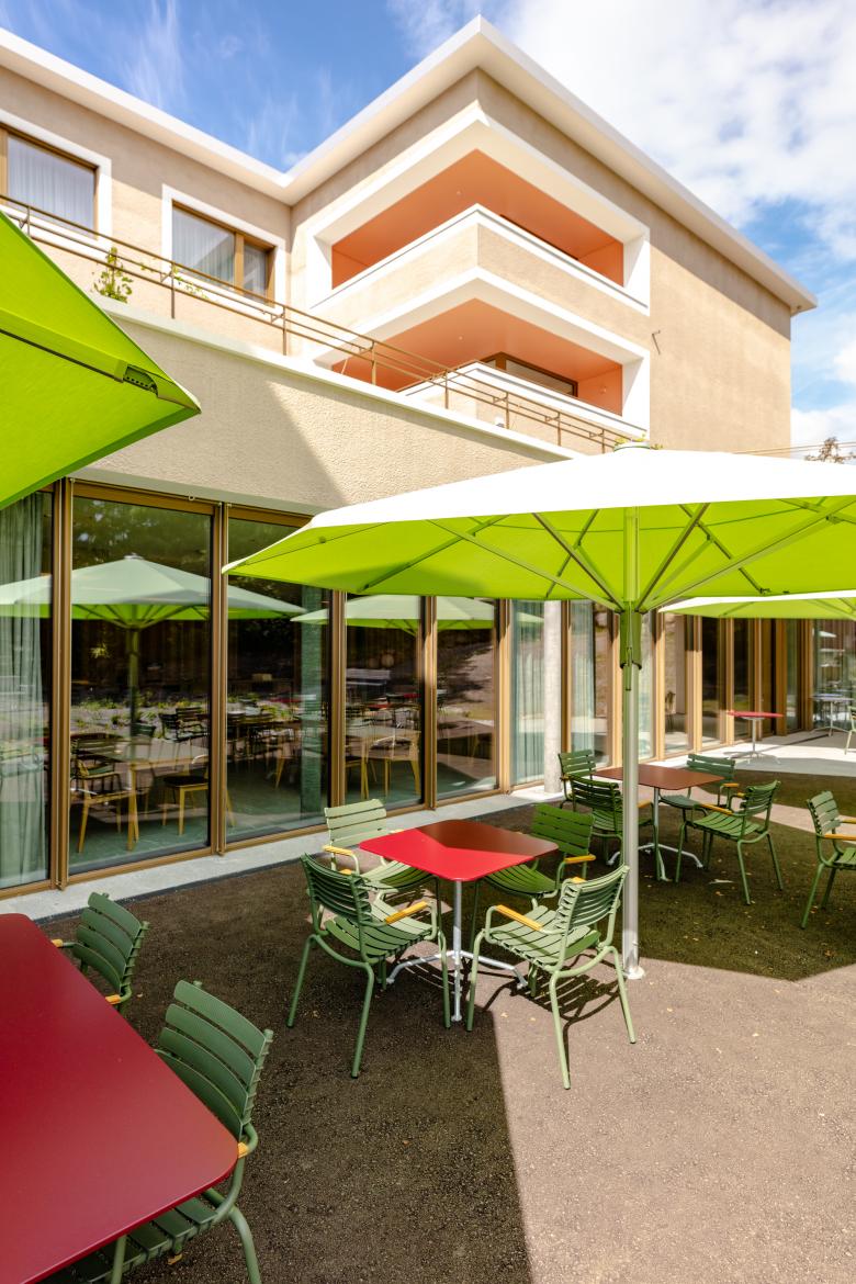 Pflegezentrum Luegeten 护理中心丨瑞士丨amrein giger architekten-3