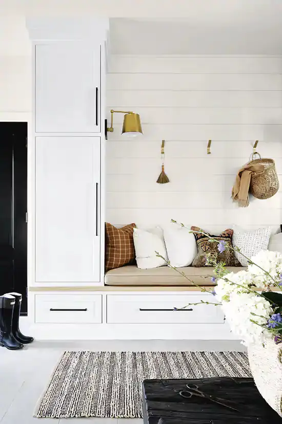 19 世纪安大略省老学校改造的现代温馨家居-7