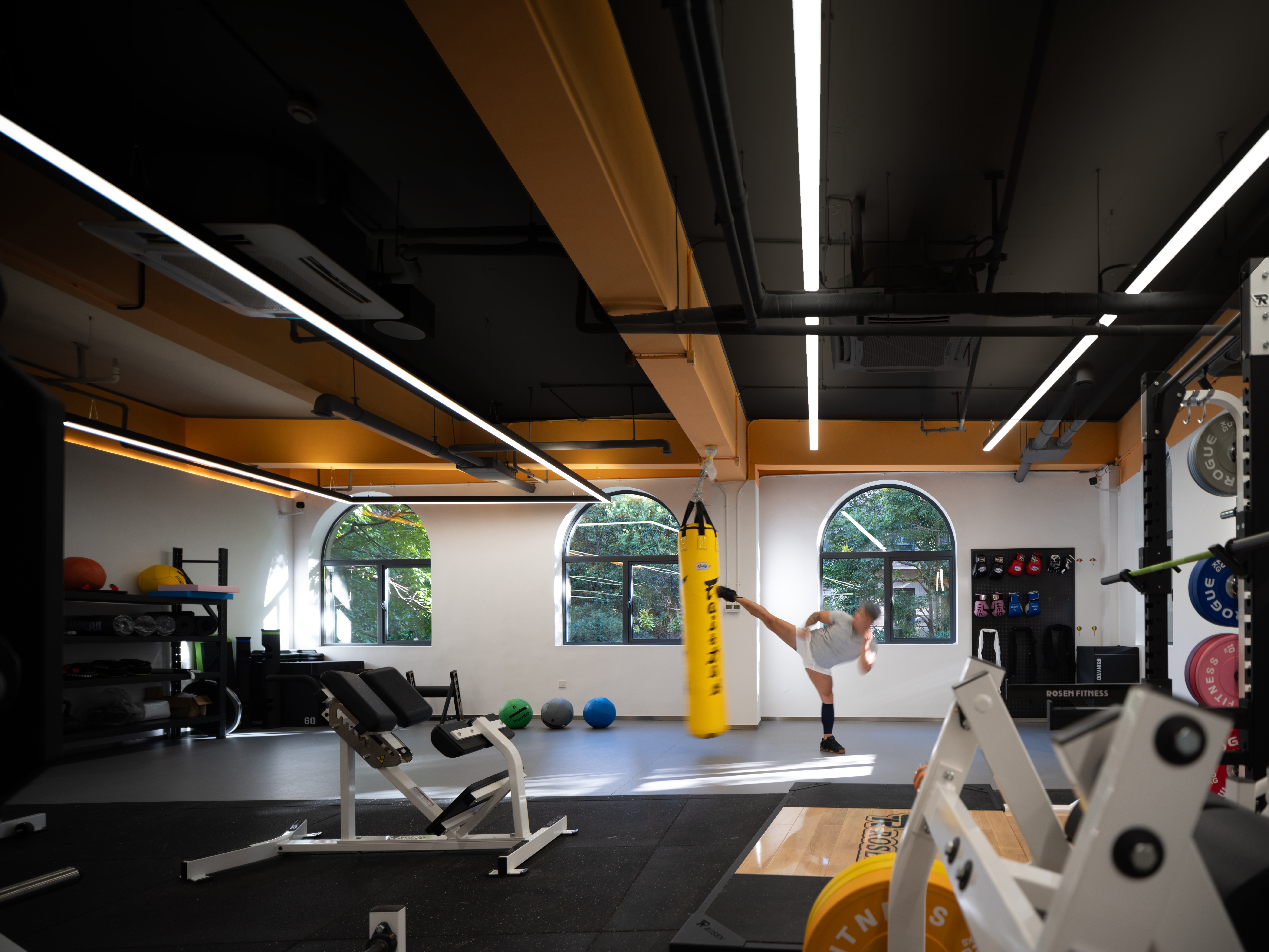 上海古北晨道攀岩馆丨中国上海丨平介设计-38