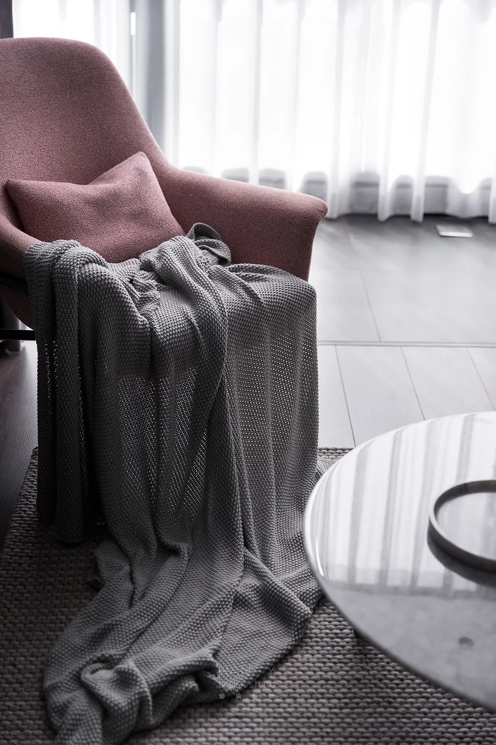 高级黑灰木元素，打造 100 平简约温馨家-21