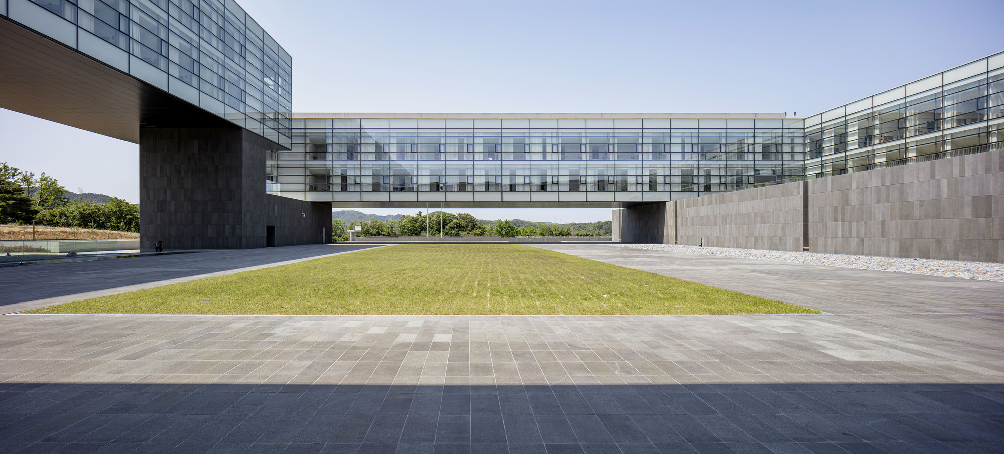 Hyundai Motor Group Global Partnership Center And University Gyeongju Campus / Hyunjun Mihn + MPART Architects-16