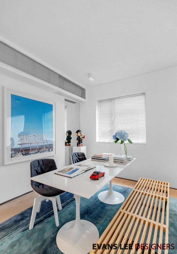 李友友纯净蓝白空间设计 | ELD 游戏设计师的家-13