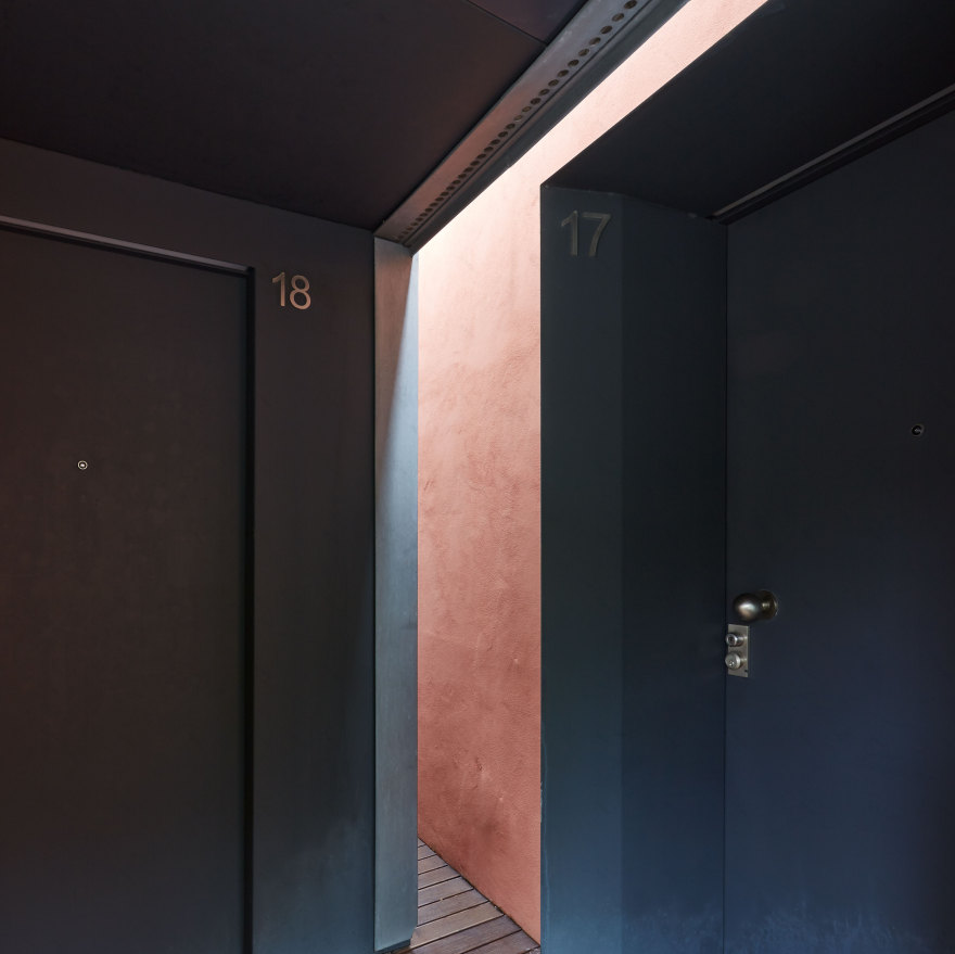 波尔图河畔的复古建筑重生-26