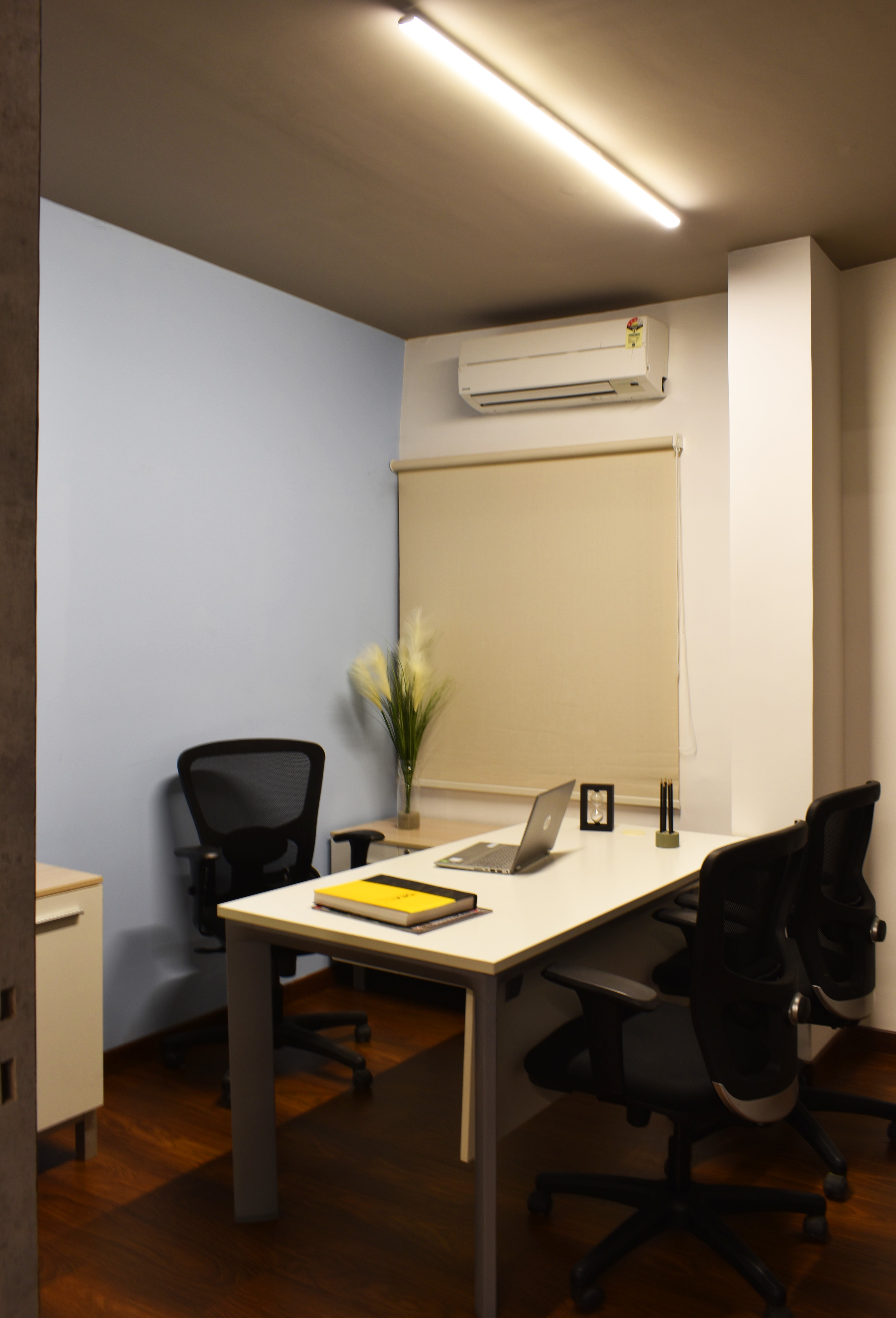 简约而不简单,打造共享知识的办公空间丨印度班加罗尔丨A.J Architects-29