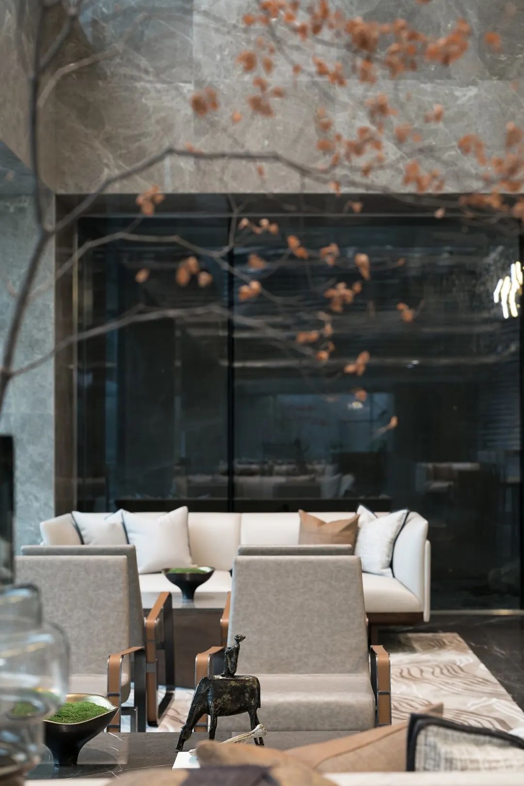 重庆融创文旅城曲水风和销售中心——山城江城，看山听雨-45