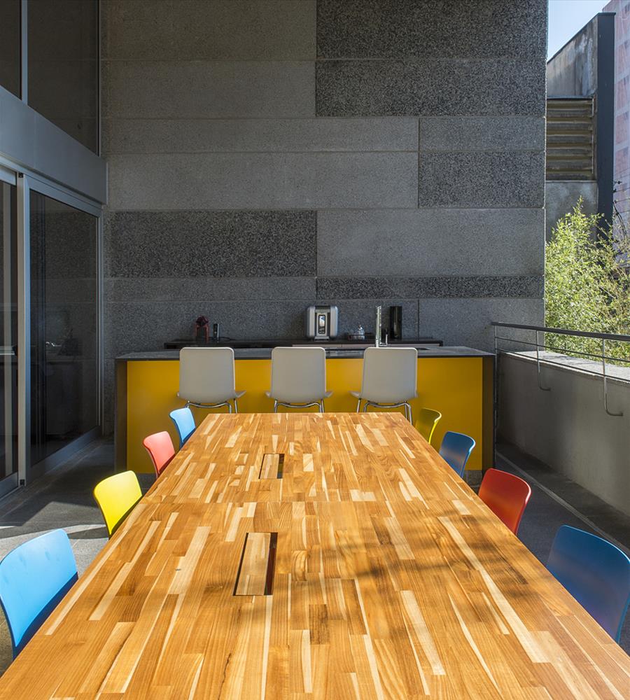 巴西白色木质办公空间-8