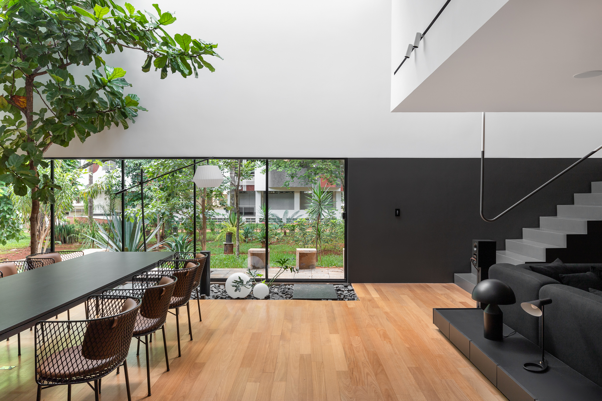 Dessine+Vansati 灯饰店丨巴西丨BLOCO Arquitetos-13