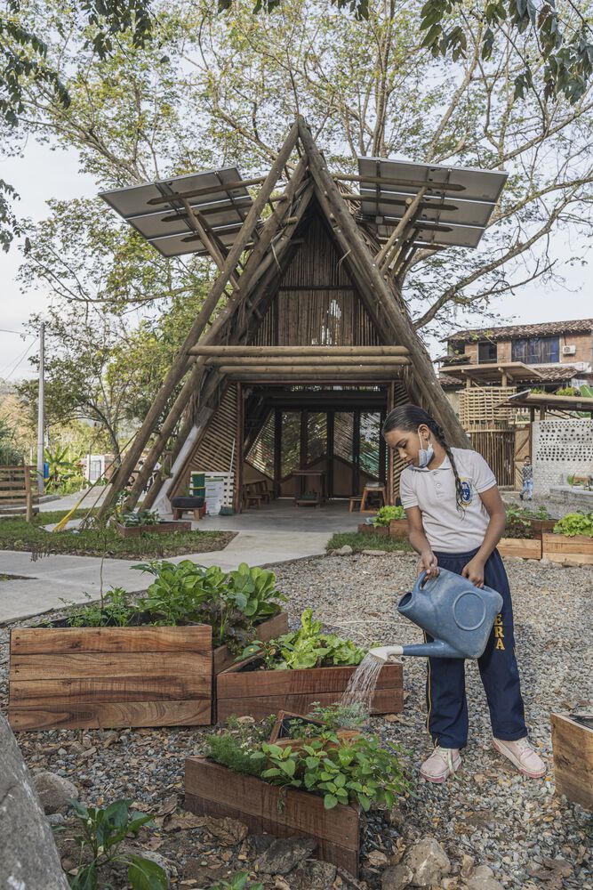 哥伦比亚环保教室丨Plan:b arquitectos-31