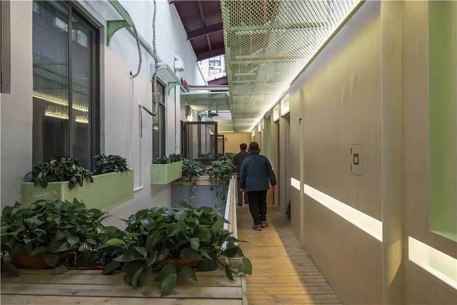 《新 72 家房客》 | 老房改造,重拾邻里之情-101