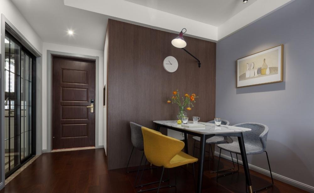 《湖光》家庭空间重塑,紧凑小户型的储物魔法-8