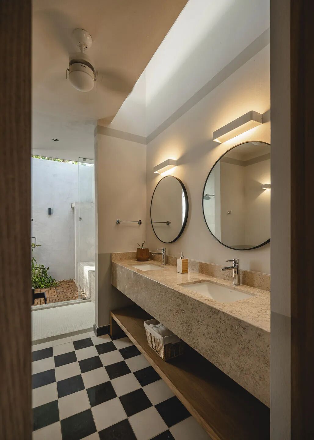 CasaParadiso，墨西哥梅里达/窄地焕生机-16