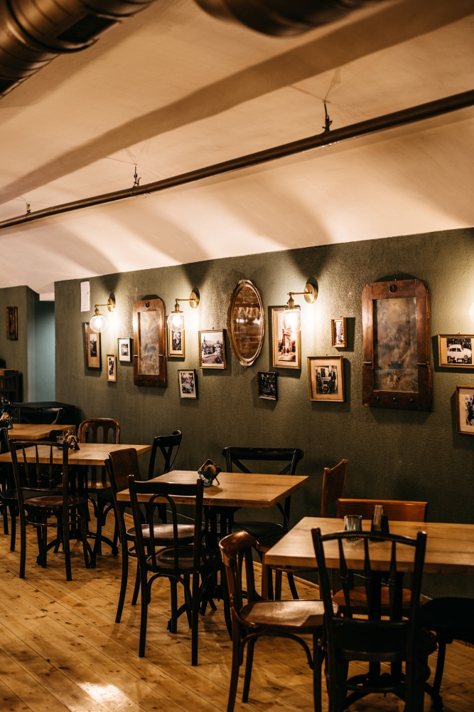 从地中海餐厅改造为经典酒馆-68