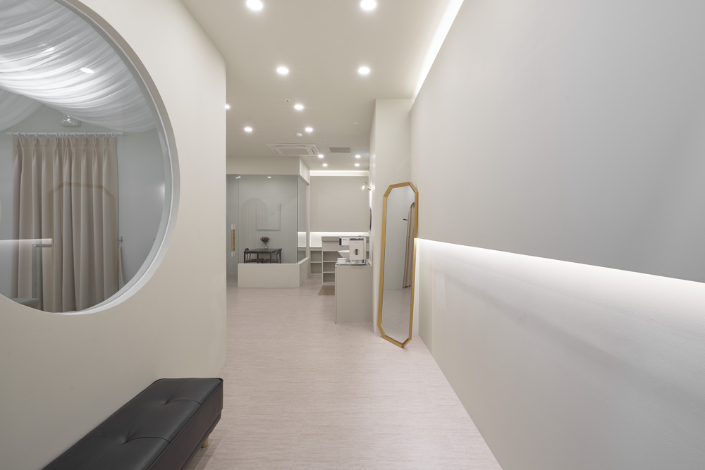 粉色点缀的 41 平米私人健身会所-8