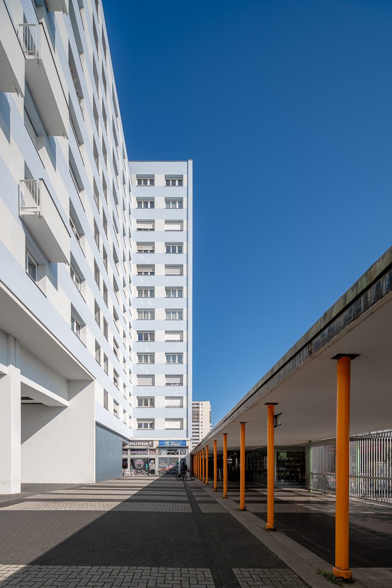 
            CNb.archi
                            / Rénovation énergétique et patrimoniale d’une copropriété emblématique à l’Esplanade
                    -13