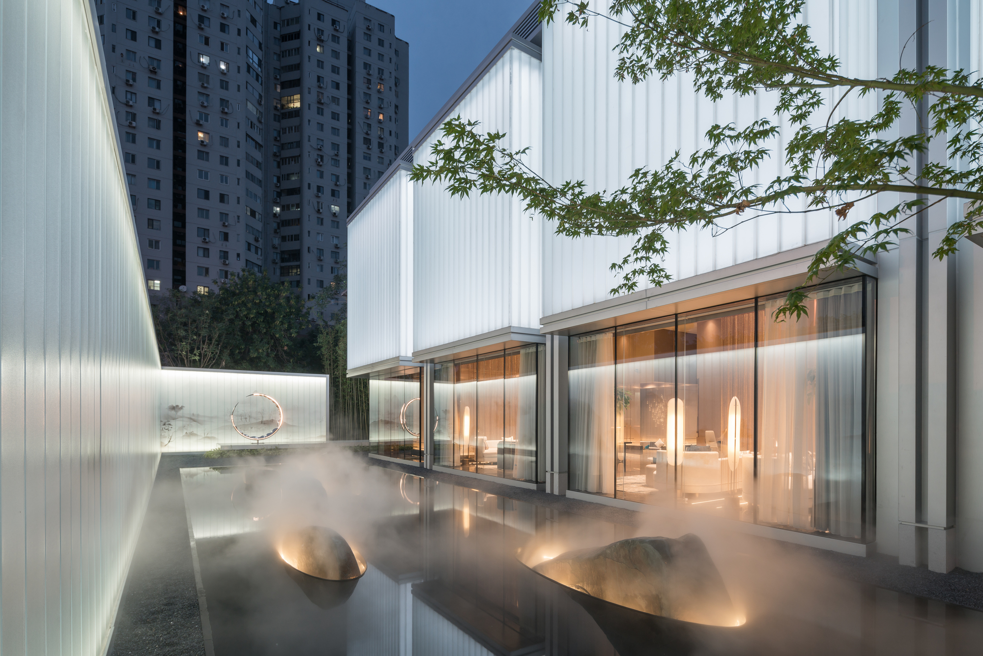 Lake 5 West Clubhouse / GBBN-14