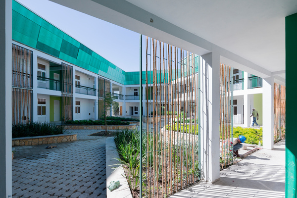 GHESKIO Tuberculosis Hospital / MASS Design Group-35