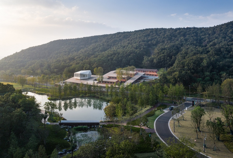 南京黄花岸酒店丨中国南京丨若本建筑工作室-3