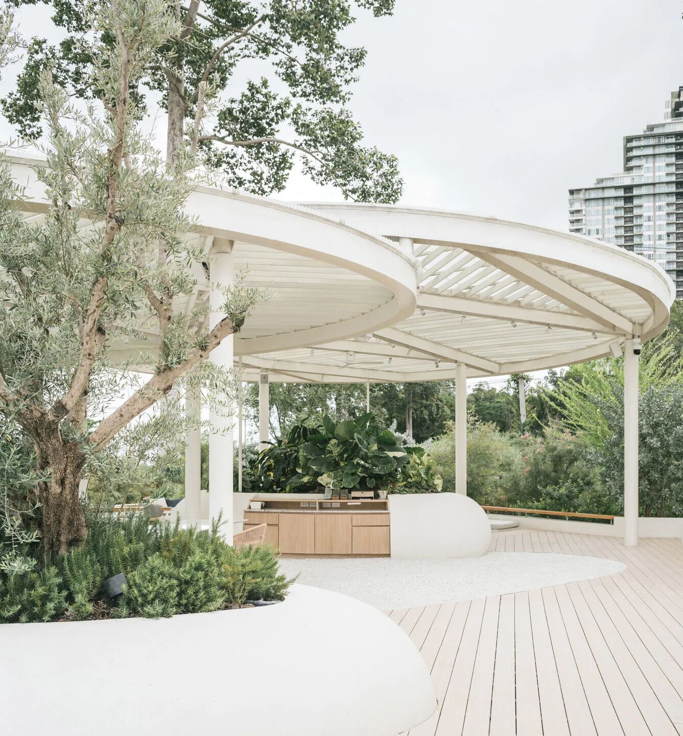 邦萨拉湾潮汐；邦萨拉潮（因为不太清楚原文具体语境中Tide和Bangsaray确切所指，通常Tide是潮汐，Bangsaray常指邦萨拉 ，这里给出相对可能的一种翻译） 丨泰国-15