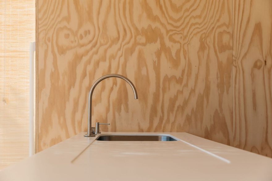 Fresnos House · 西班牙马德里的绿色山丘仙境丨delavegacanolasso-30