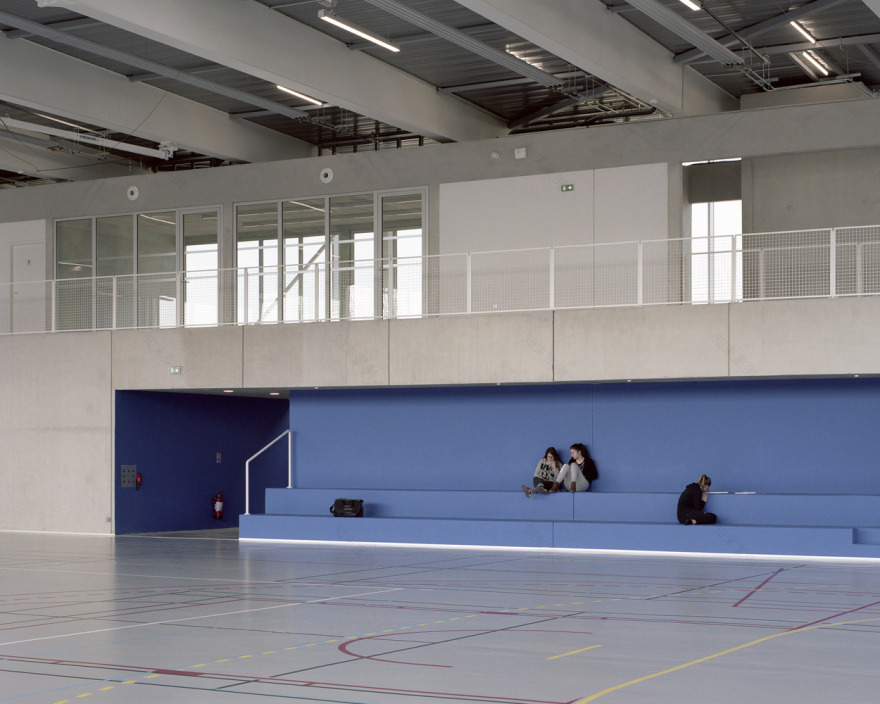 Vanille Gymnasium Raphaël Betillon et Guillaume Freyermuth Architects + CTV Architects-56