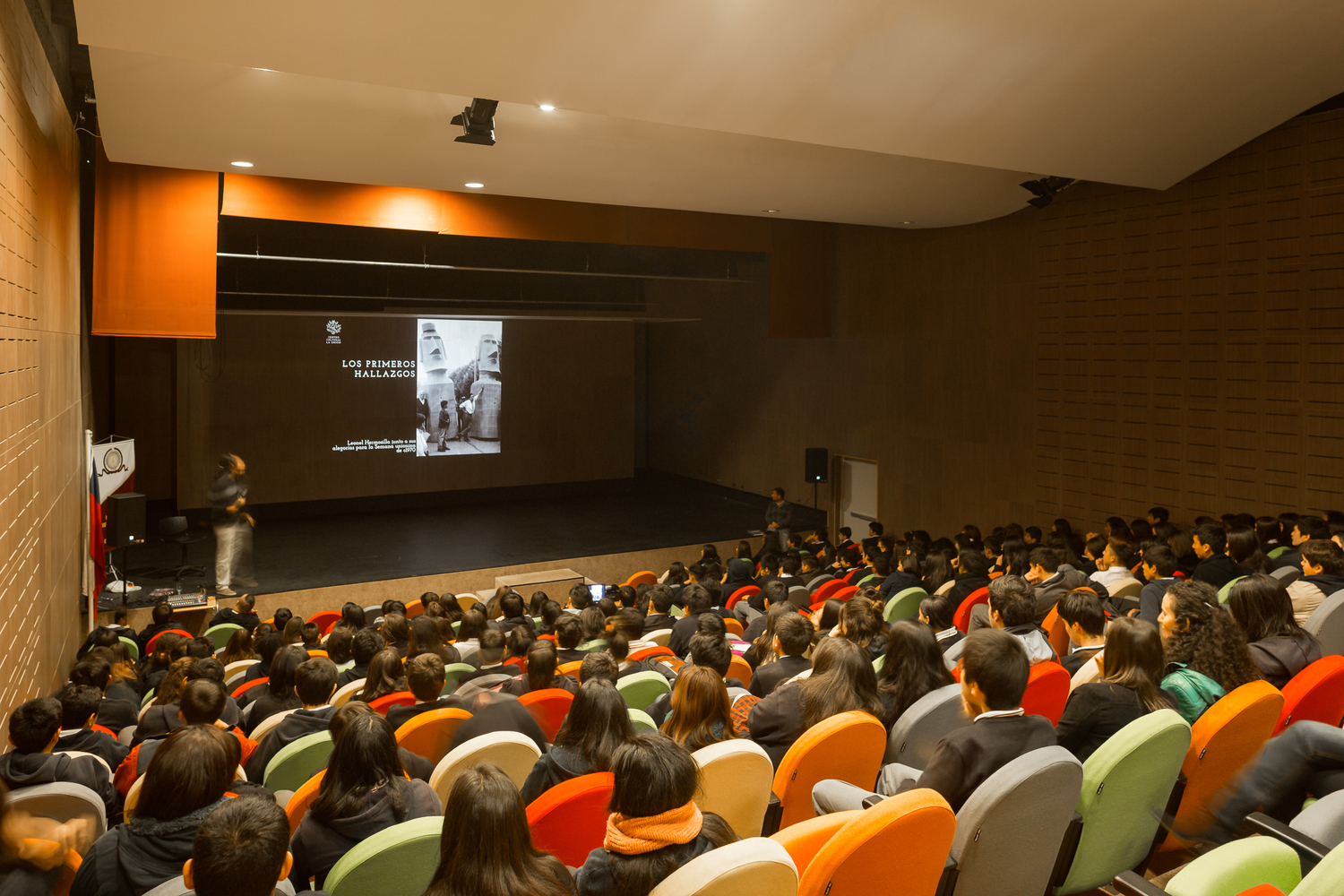 绿意盎然的文化艺术传播学校-31