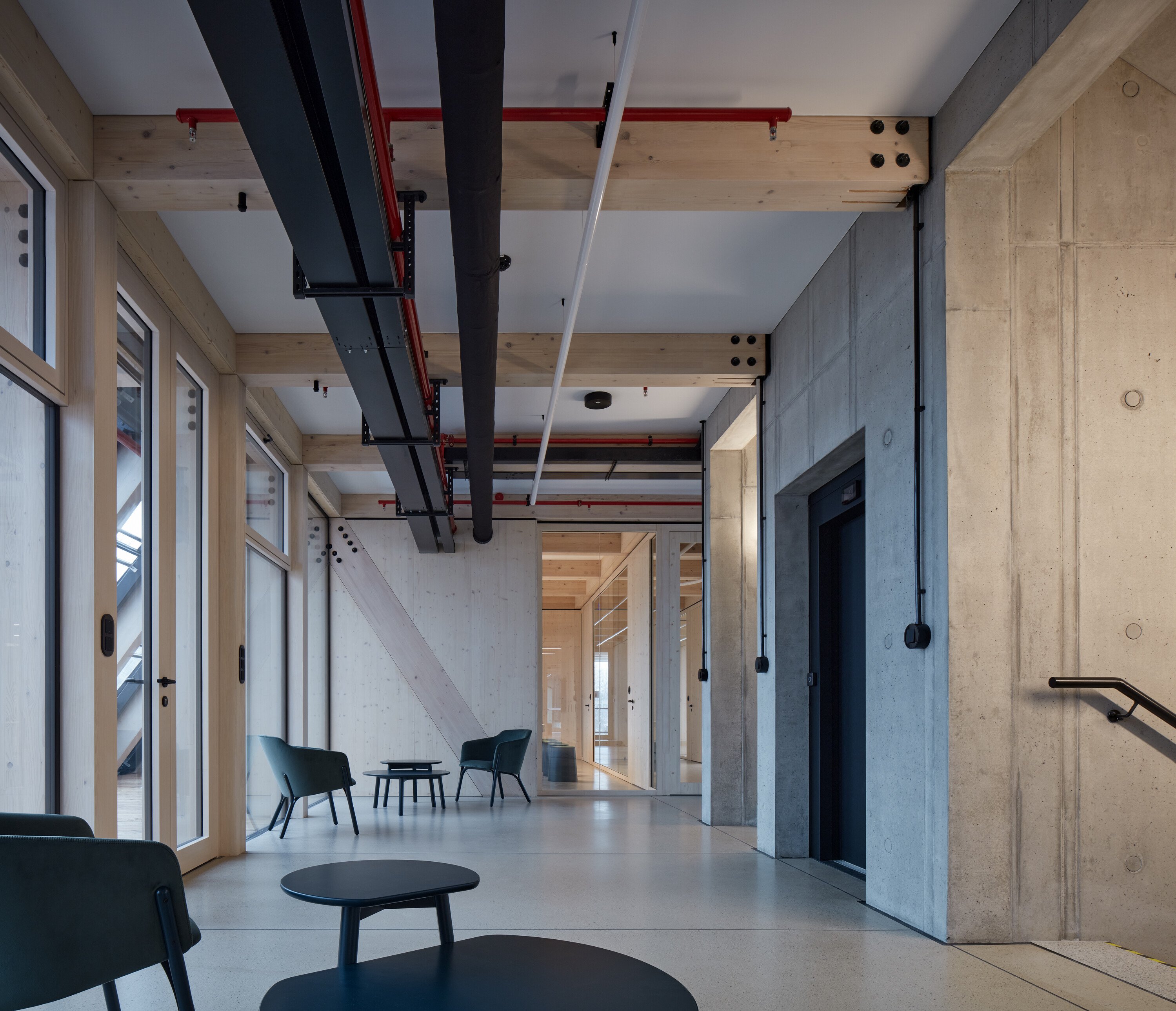 Klouboucká 森林总部丨俄罗斯丨Mjölk architects-35